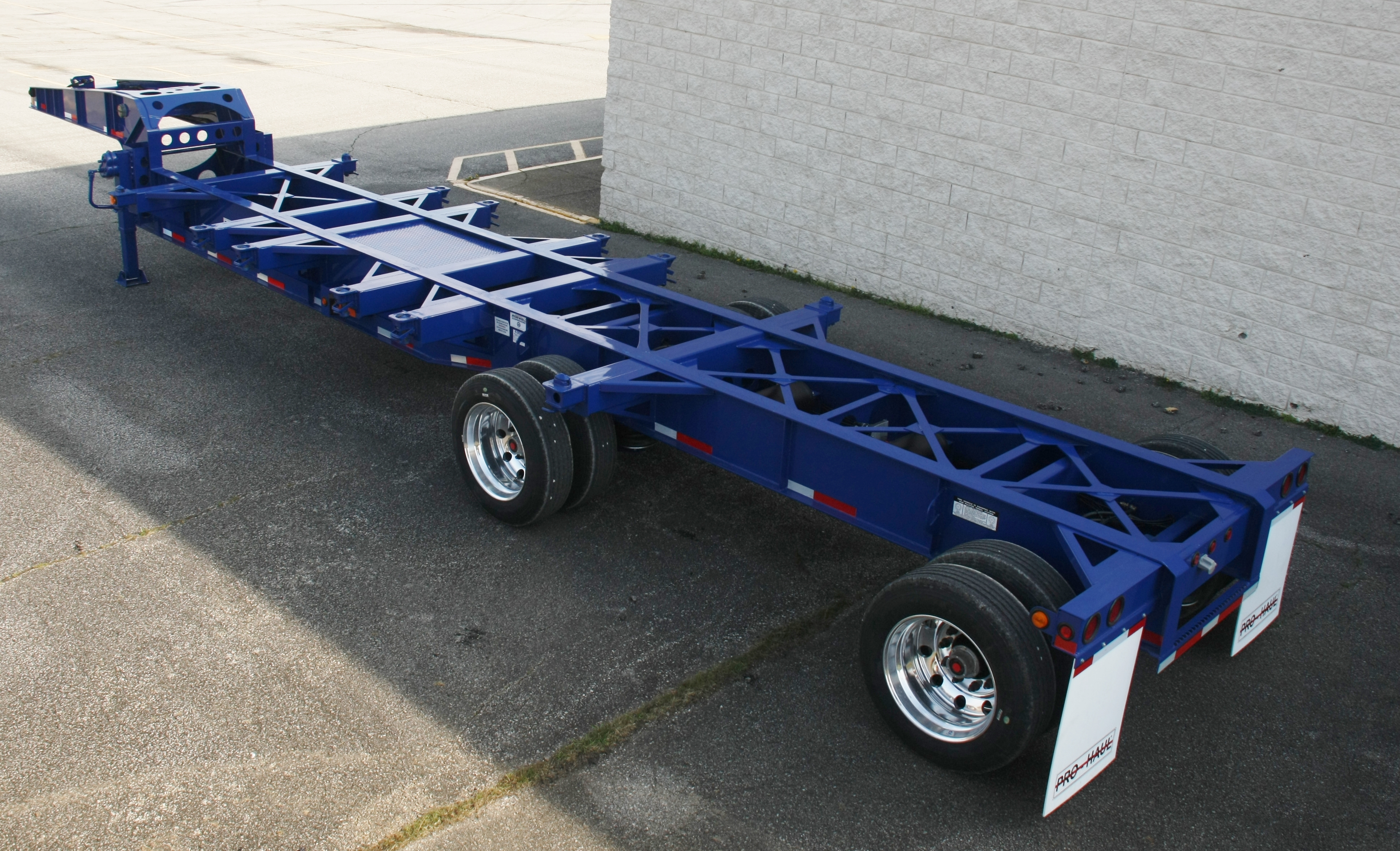 Widespread Axle 43' Sand Chassis